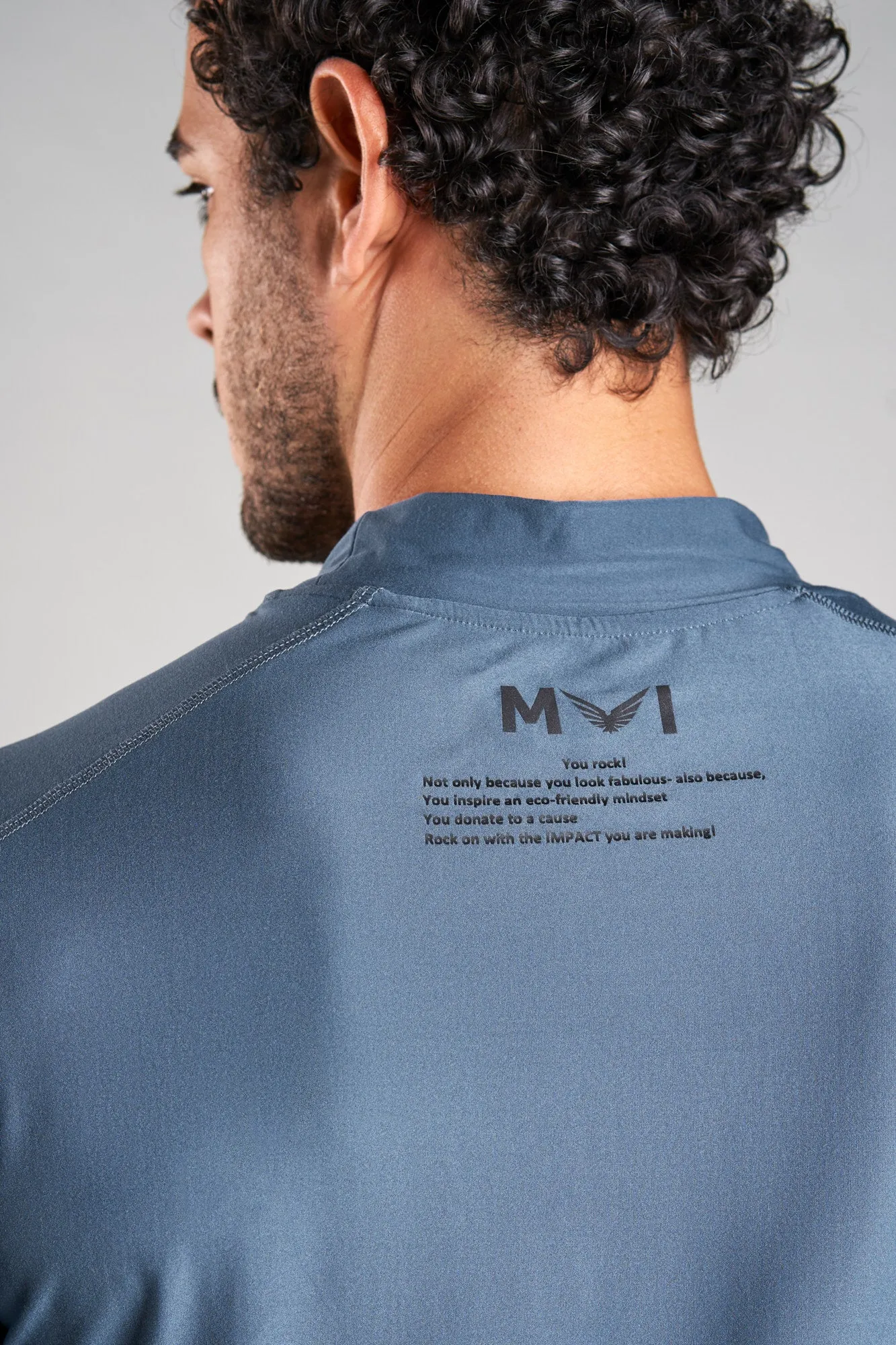 J004MI Recycled Polyester High Neck Sport Top