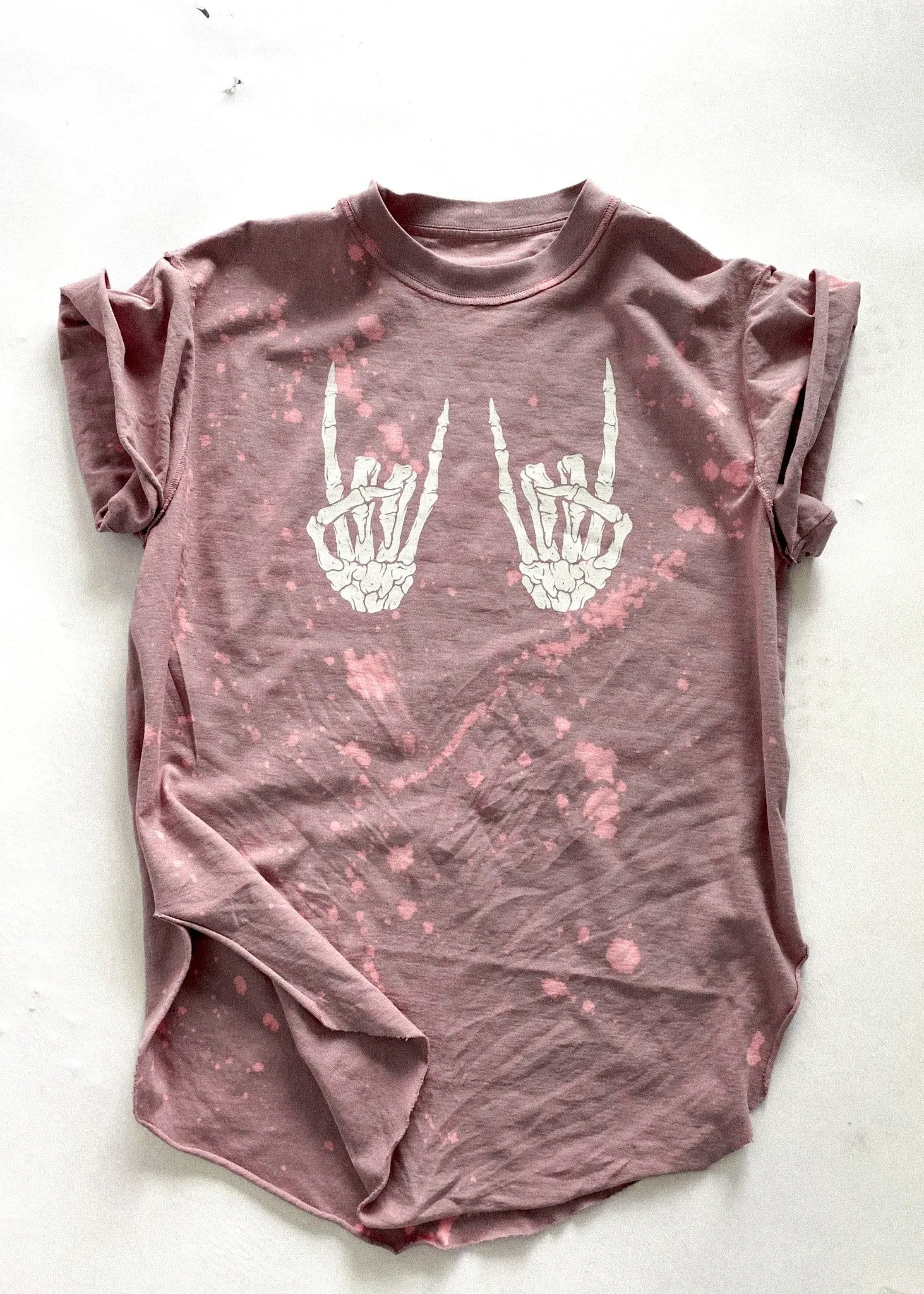 KEEP YOUR HANDS ON ME BLEACHED OUT SIDE SLIT TEE