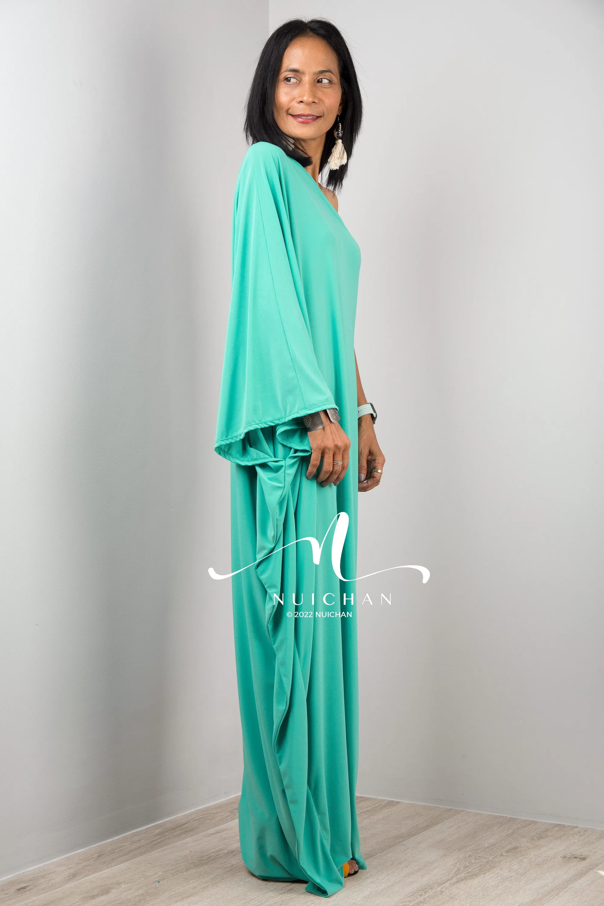 One shoulder maxi dress in mint green